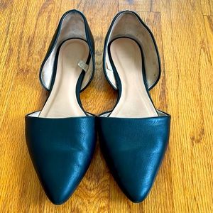 Women’s black ‘A new day’ flats. Worn but still in good condition.